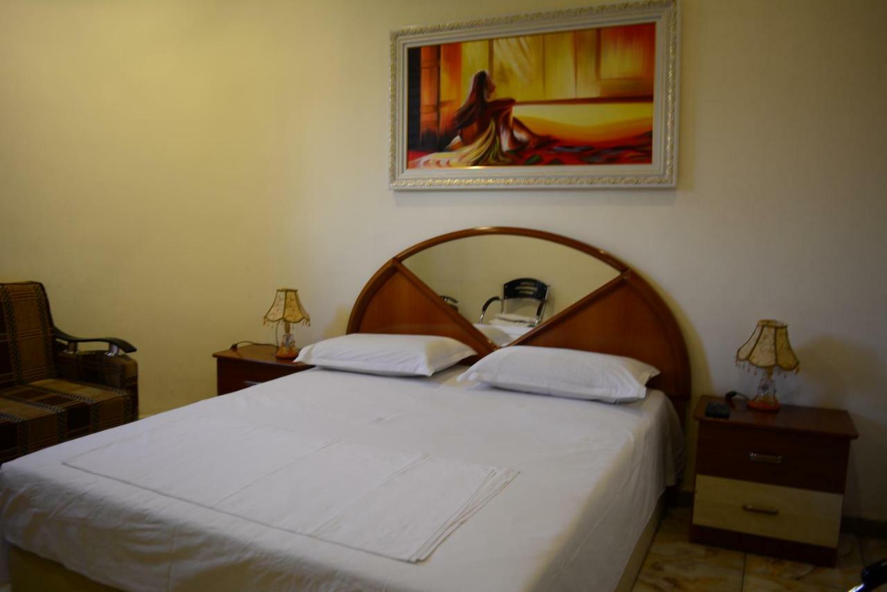 Republika Hotel